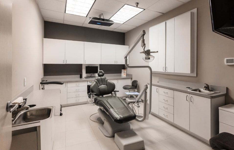 Dental treatment chair