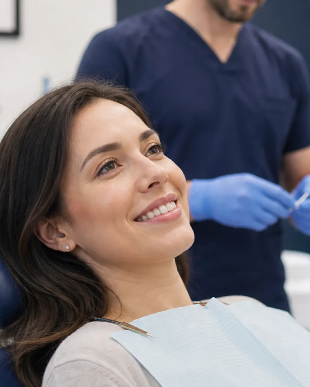 Grimacing woman, in pain from a toothache