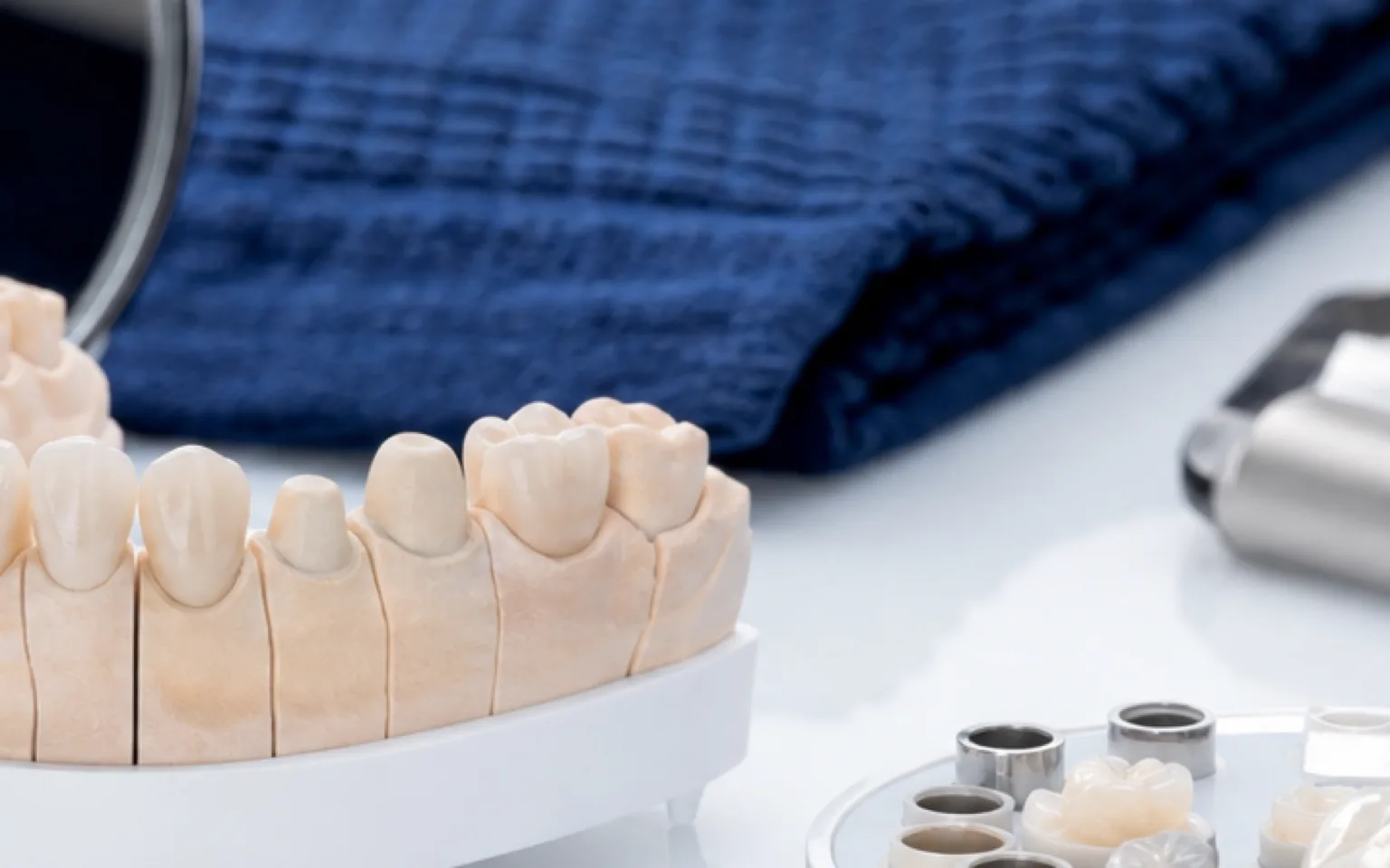 Before and after of a full mouth reconstruction